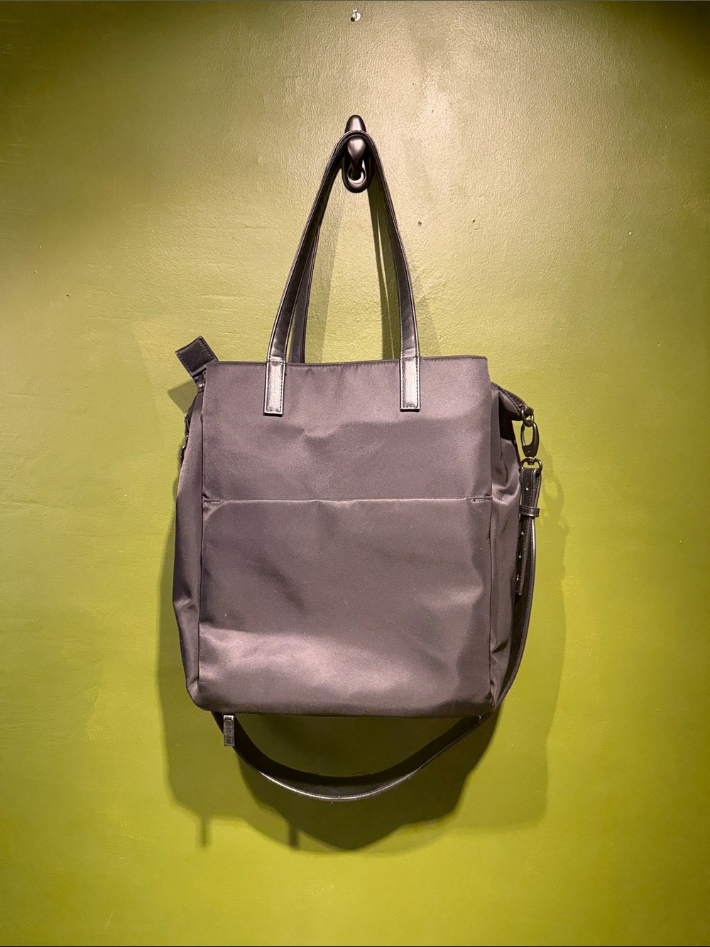 Beis The Commuter Black Tote Bag with Shoulder Strap